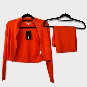 NWT 🏷🧡Neon orange 2 piece skirt set